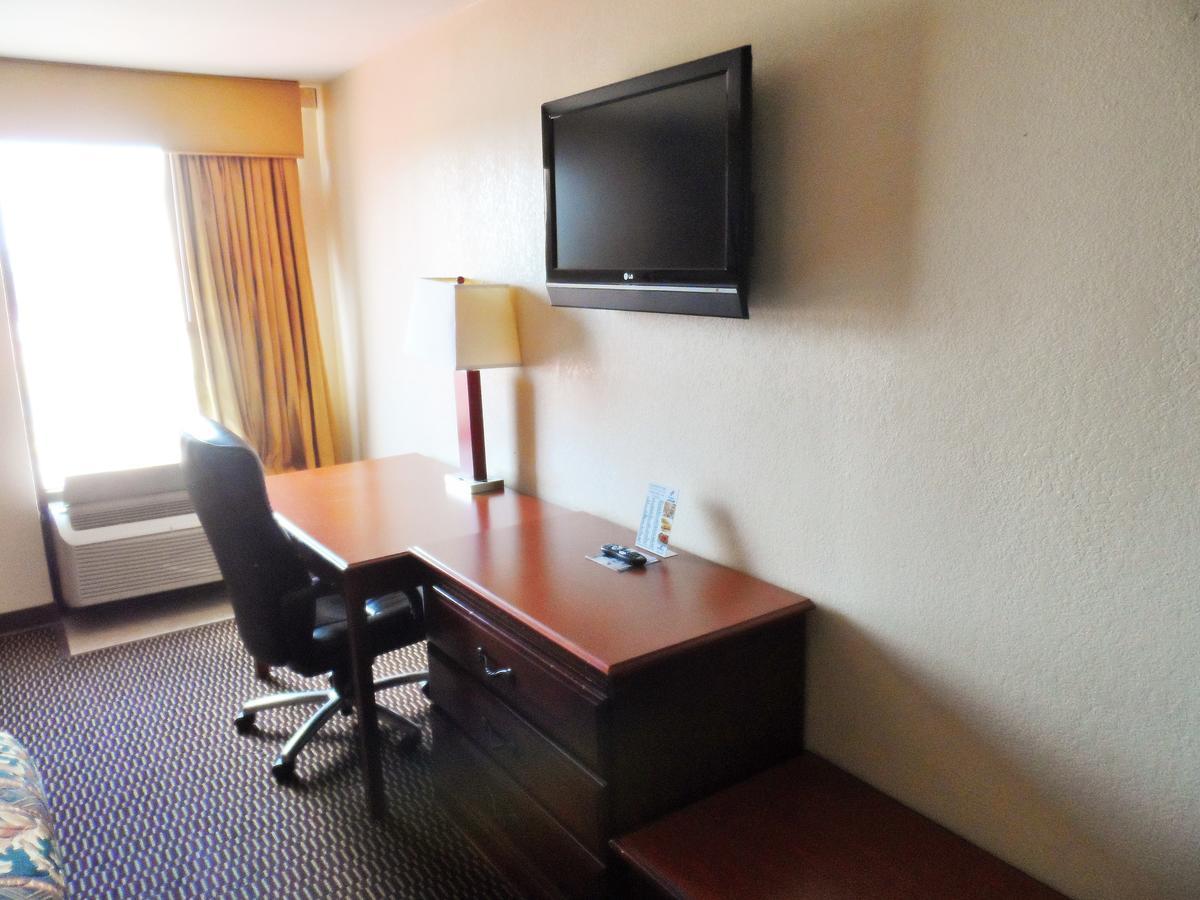 Courtesy Inn Del City Esterno foto